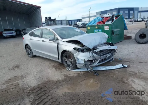 2017 Ford Fusion Sport z USA, uszkodzony, nr VIN 3FA6P0VP8HR154694